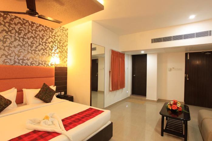 Hotel Sai International Ченнаї Екстер'єр фото