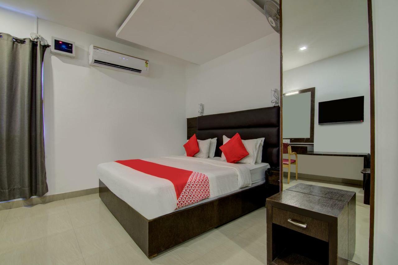 Hotel Sai International Ченнаї Екстер'єр фото